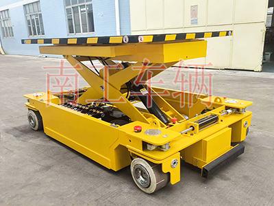 2噸移動式升降平臺 臺面帶伸縮